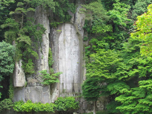 写真：大野寺の磨崖仏